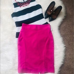 Banana republic Fuchsia pencil skirt
